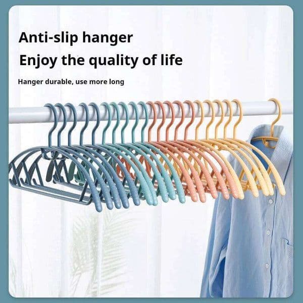 Plastic Non-slip Seamless Traceless Semicircle Coat Hangers Drying Windproof Clothes Racks 26T0109