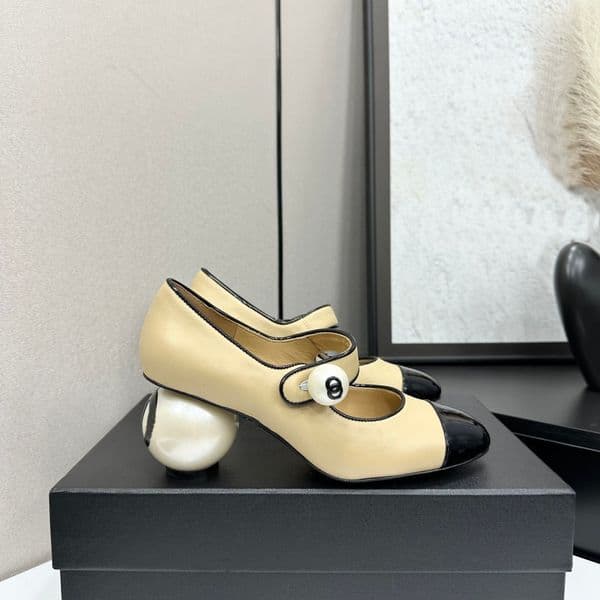 Summer Beach Sandals designer shoes Casual shoe fashion Genuine leather sole Belt buckle Thick heel Heels Baotou lady Work Women Dress SHoes Large size 34-43 With box