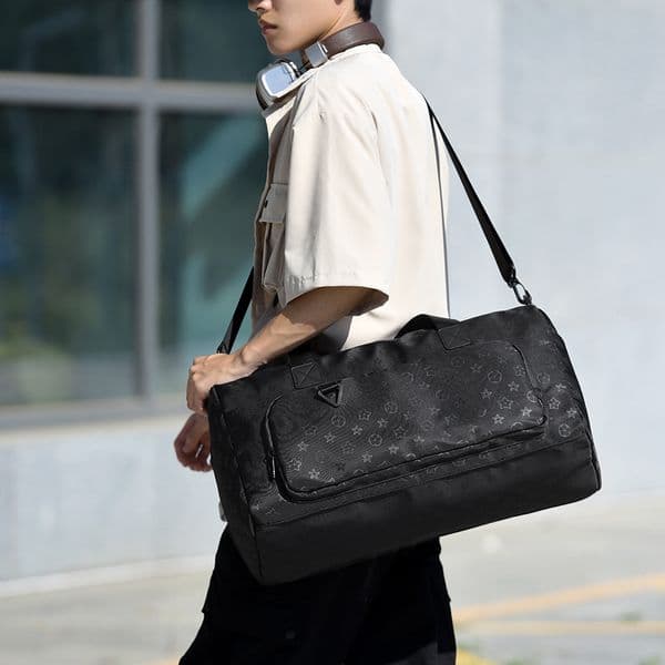 Free Shipping 2026s New Style Design Women Men Fashion Print Travel Bag Business Large Capacity Luggage Bag Fitness Tote