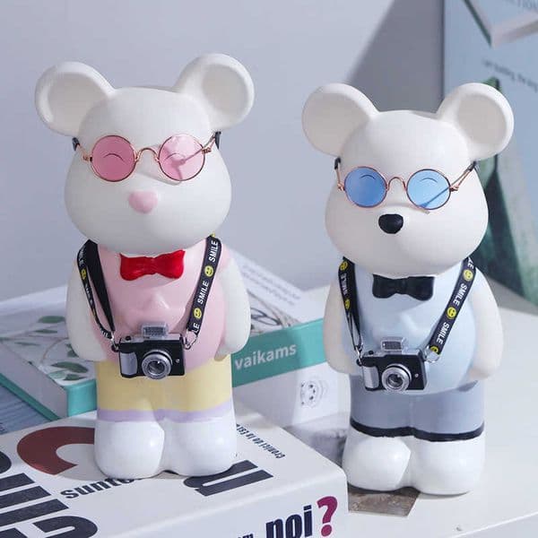 2026 New Creative Cartoon Violent Bear Girlfriend Gift Home Living Room Desktop Decoration Wine TV Cabinet Ornament Designer