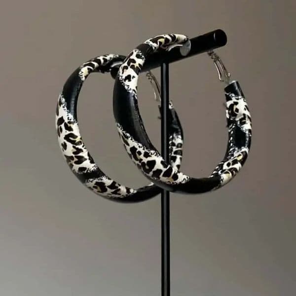 2026 Leather Black and White Leopard Print Ear Ring for Women - Classic Large Circle Earrings Slimming Face Accessories 260106