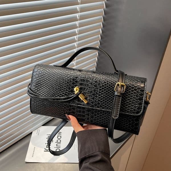 Women's Designer Crossbody Shoulder Bag Banquet Bag Snake Skin Pattern Detachable Shoulder Strap Horizontal Handbag French Stick Bag 26011334