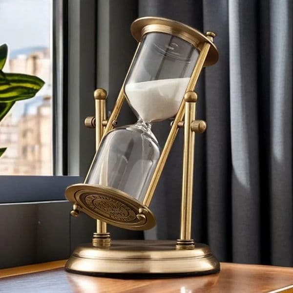 Hourglass Timer Decoration Advanced Creative Glass Flowing Sand Time Metal Hourglass Rotating Crown Small Gift 260106