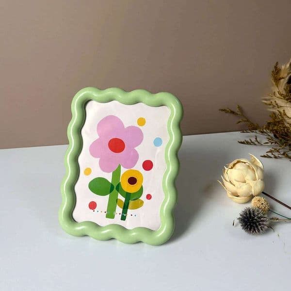 Valentine's Day Pink/Green/Yellow 6inch Picture Cartoon Creativity Tabletop Acrylic Frame for Photos Quality Frames Home Decor Gifts 26H0114