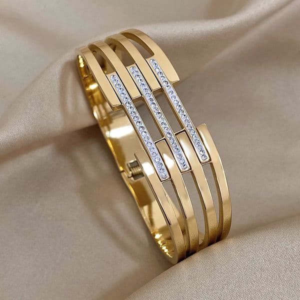 Greatera Chunky Inlaid Rhinestone Stainless Steel Bangles Bracelets for Women Gold Plated Metal Wide Bracelet Waterproof Jewelry 260109