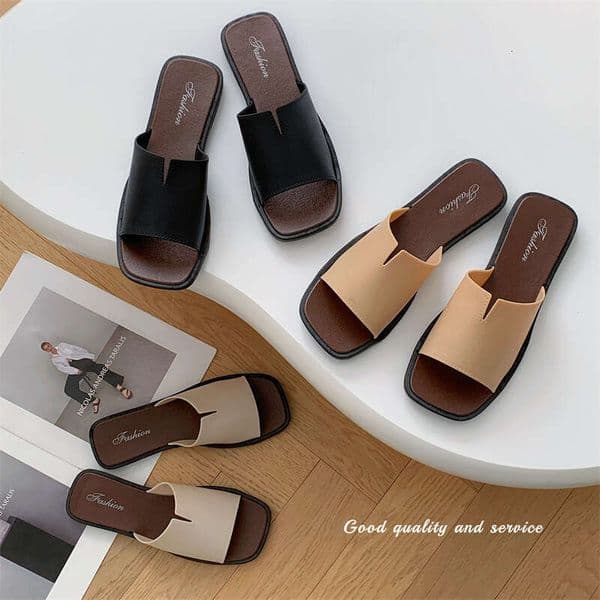 Women's Summer Outdoor Slippers 2025 New French Style Square Toe Office Flat Beach fashion Soft Sole One-Strap Sandals Trendy