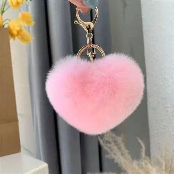 Bestseller Shape Charm Fluffy Pom Keyring Cute Love Heart Pompon Keychain Accessories Bag Decoration Pendant Gifts ddmytues