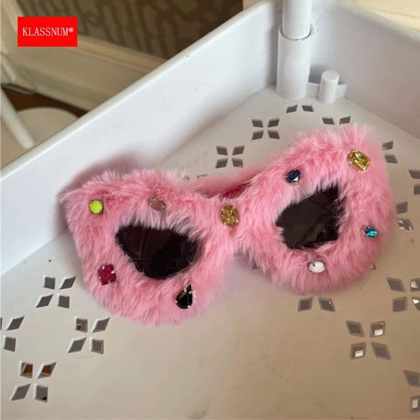 KLASSNUM Women Vintage Party Eyewear Hip Hop Fluffy Cat Eye Sun Glasses Female Winter Pink Plush Glasses Funny Cosplay Glasses 260114