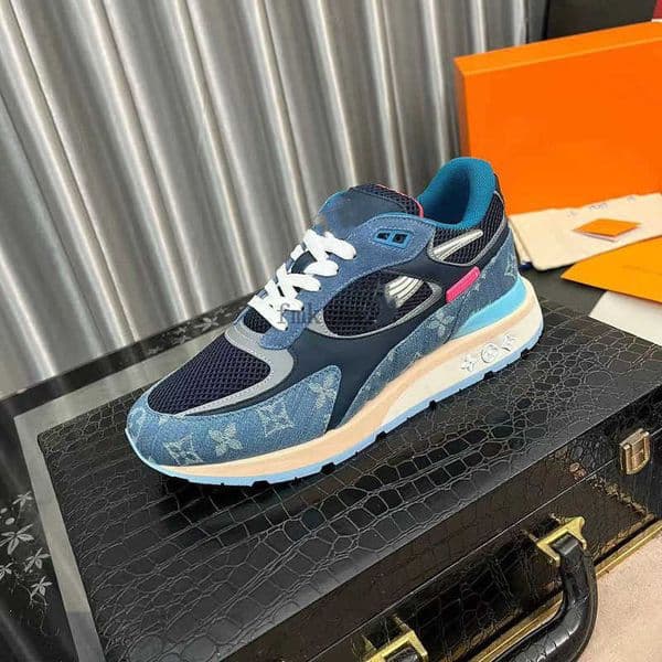 Designer RUN AWAY Sneakers Mens shoes Fashion mesh suede stitching casual sneakers mens outdoor jogging 1.9 07