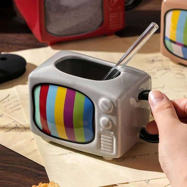 Valentine's Day 450ml/15.21oz Retro Ceramic Tv Straw Coffee Creative Drinking Mug with Lid Handle Fun Cups for Office Home Water Cup 26W0116 26W0116