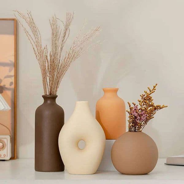Valentine's Day Ceramic White Pot Nordic Decorative Vase Dry Flower Vases for Home Living Room Desktop Decor 26W0116