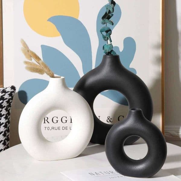 Valentine's Day Nordic Vase Circular Hollow Ceramic Donuts Flower Pot Home Living Room Decoration Accessories Interior Office Deskto 26W0116