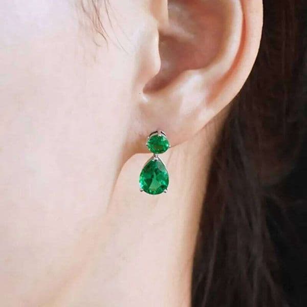 1 Pair of Green Synthetic Zircon Fashionable Earrings, Parties and Banquets, Suitable for All Seasons
