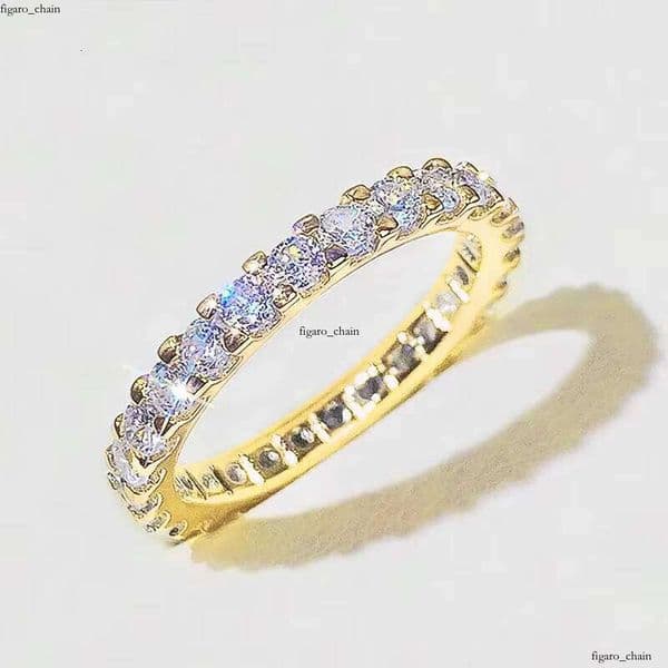 Hot Selling Women's Jewelry Simple All White Round VVS Moissanite Light Luxury Set Couple Wedding Ring