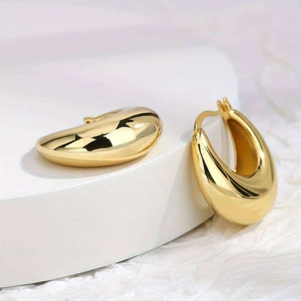 Simple and Stylish Geometric Hoop Flat Smooth Hollow Earrings, Personalized Jewelry for Women's Daily Parties