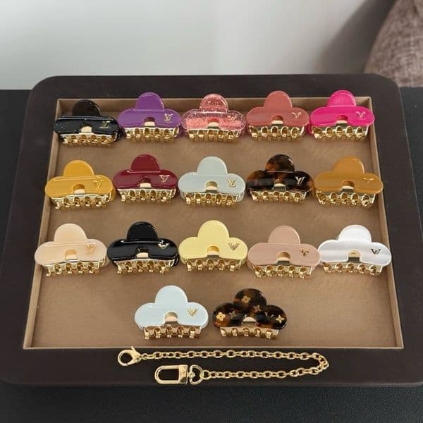 Designer Brand Luxury 18K Gold Plated Alloy Claws Barrette Clip with Chain Keychain Hair Accessories Top Quality