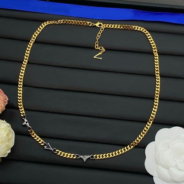 Necklace Designer Crystal Pendant Letter Women Chains Gold Plated Necklaces Choker Wedding Gifts Jewelry with box