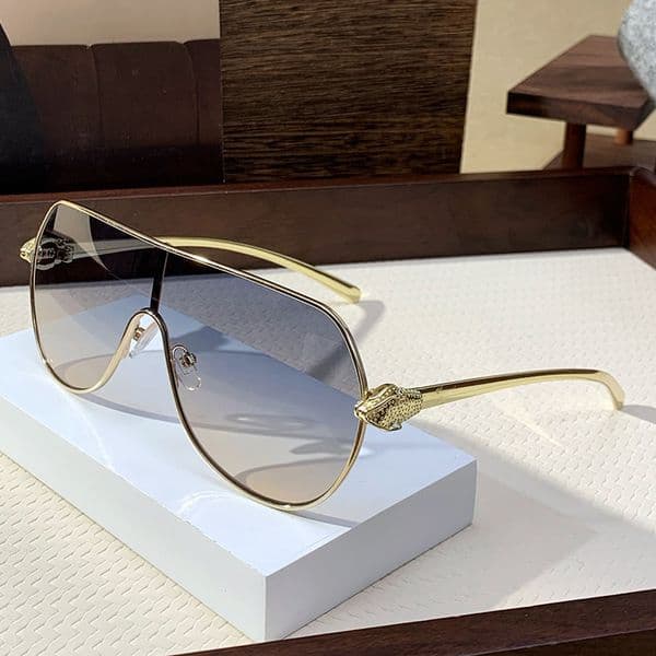 Luxury Brand Designer Sunglasses One Piece European And American Large Frame Integrated Driving Sun Protection Sunglass For Women High End Met