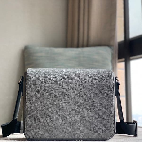 Designer Shoulder bag man Crossbody bag 42 CM With Box MLD05B1
