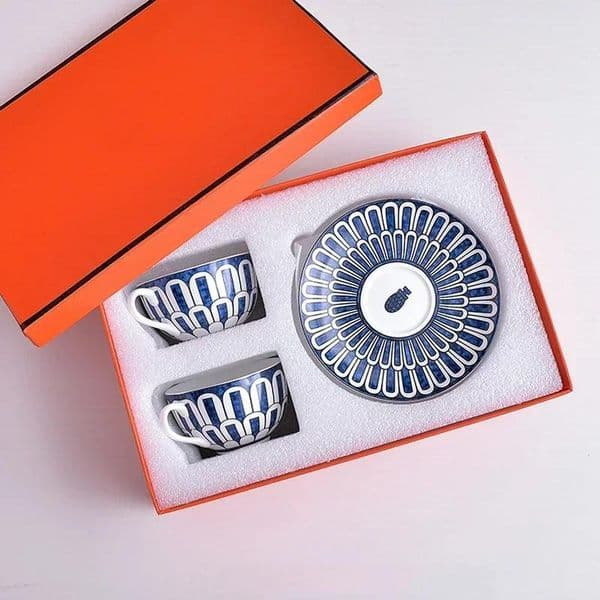Coffee Tea Sets Geometric Pattern Cups and Saucers Europe Style Coffee Couple Cups Teacup Table Decor 2 Sets K260225 Y260520