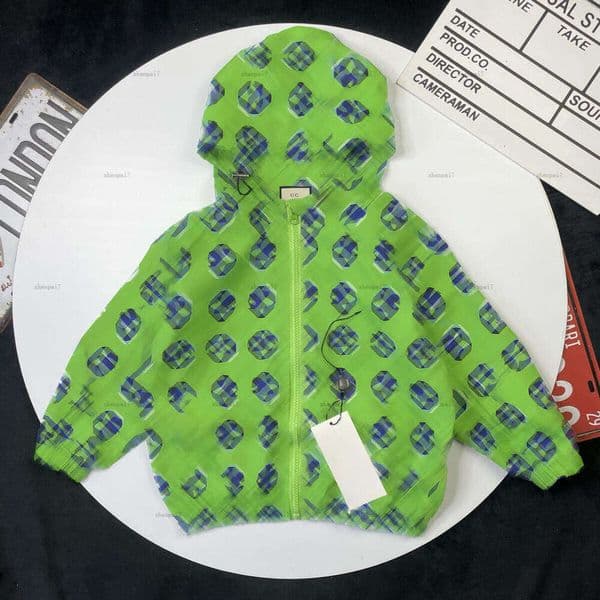 Fashion kids jackets baby coat boys girls Hooded Outerwear Three-dimensional letter printing child Sunscreen clothing A000X07N244