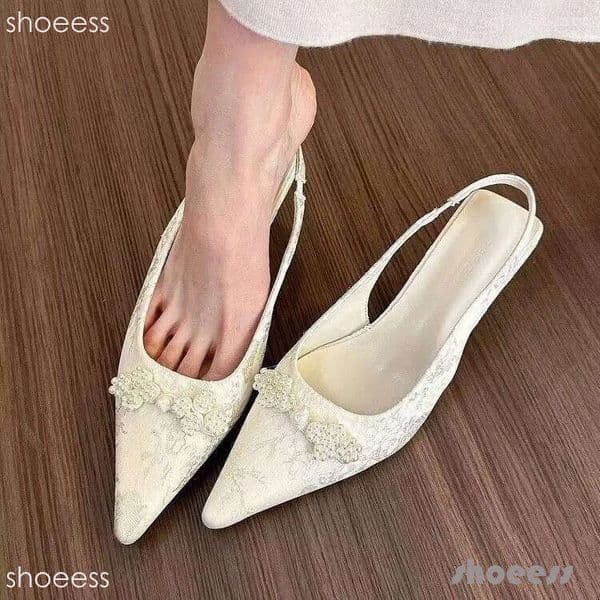 2026 Pointed Toe Chinese National Bowknot Sandals for Designer Shoe Women New Style to Match Skirts Backless Shallow Mouth High Heels