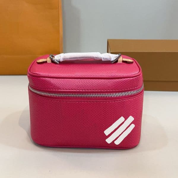10A Top makeup bag designer womens Leather bag toiletry bag cosmetic bag women luxury bag Fashion all-match Classic flower handbags with dust bag 0202
