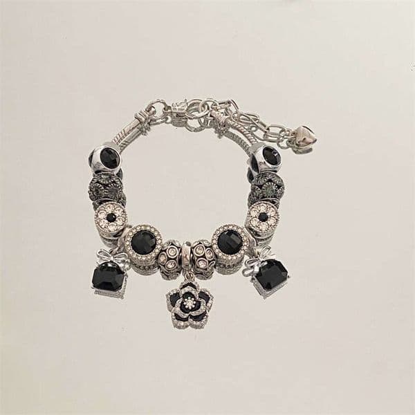 Pan Family Style Inlaid Diamond Camellia Bow Pendant Bracelet for Women & Niche Light Luxury Beaded Jewelry Women's Live
