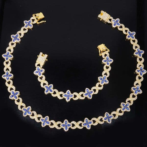Four-Leaf Clover Glass Splicing 8-Word Chain Jewelry Fashion Ins High-End Necklace
