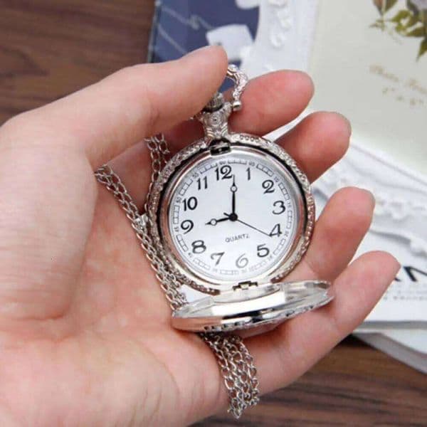 Antique Steam Train Design Pocket Watch with Necklace Vintage Quartz Pendant Watches Clock Chain Mens Women 26W01123