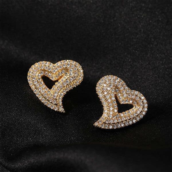 Moissanite diamond earrings Hollow Heart European and American Retro Light Luxury Fashion Hip Hop Exaggerated Personality Ins Earrings Wholesale