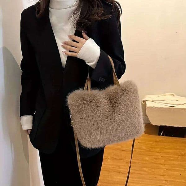 Ladies' Faux Synthetic Leather Plush Handbag Purses Luxurious Fluffy Tote and Crossbody Bag for Women Teenager Daily Use Parties
