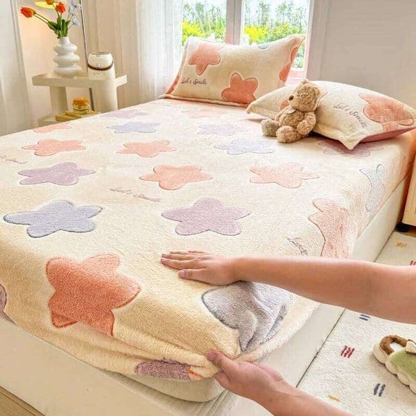 1pc Flannel Bedsheet Winter Fitted Sheet Warm Cover Simple Style Bed Linen 120/150/180cm Sheets couvre lit No Pillowcase 26W0126