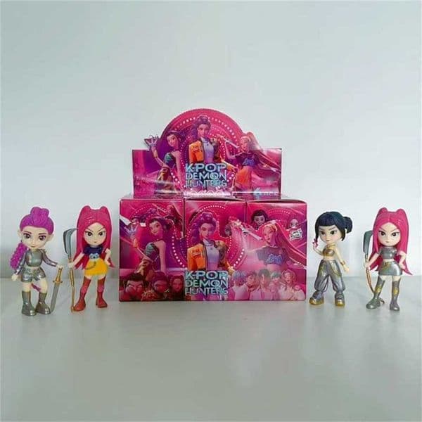 New Monster Hunt K-Pop Monster Hunt Handmade Model Blind Box Trendy Doll Desktop Decoration Ornament Festival Gift 70% off Clearance Sale