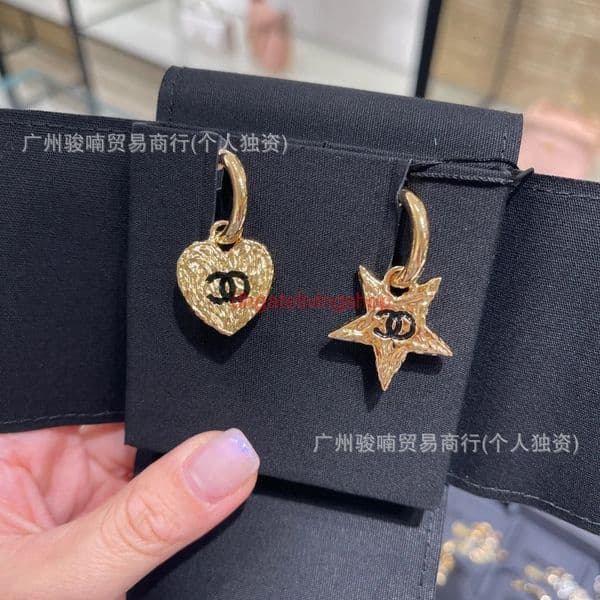 Women cc earring Jewelry Enamel Earrings with Five-pointed Star and Heart Asymmetrical Design for Women