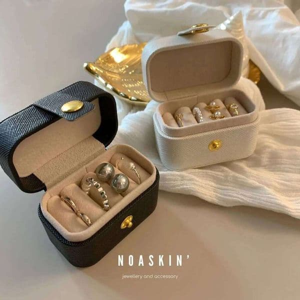 Ring Box Portable Small Jewelry Organizer Display Travel Simple Mini Gift Case Boxes Leather Earring Necklace Holder 26H0128