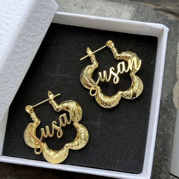 DUOYING Custom Nameplate Earrings 30mm Flower Customized Letter Hoops Jewelry Cute Gift For Chlidres 260126