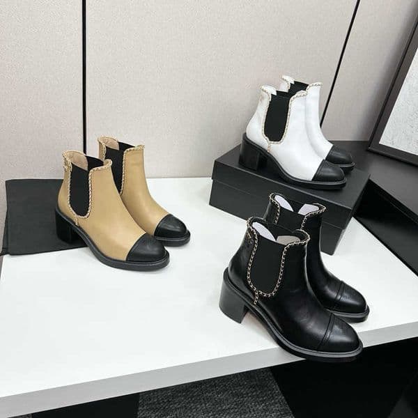 Luxury Designer Leather Chelsea Booties Women Round Toe Thick Heel Platform Ankle Boots Two-Tone Cap Toe with Gold Chain Decor Elegant Winter Fashion Short Boots