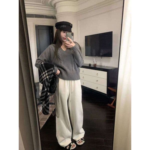 Retro New Autumn Winter Women's V-neck Solid Color Long-sleeved Fashionable and Casual Loose Knitted Sweater Blouse