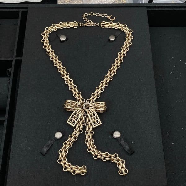 Classic Crystal Pendant Long Chain Brand Necklace Womens Fashion Diamond Designer Necklace Luxury party Jewelry Gift