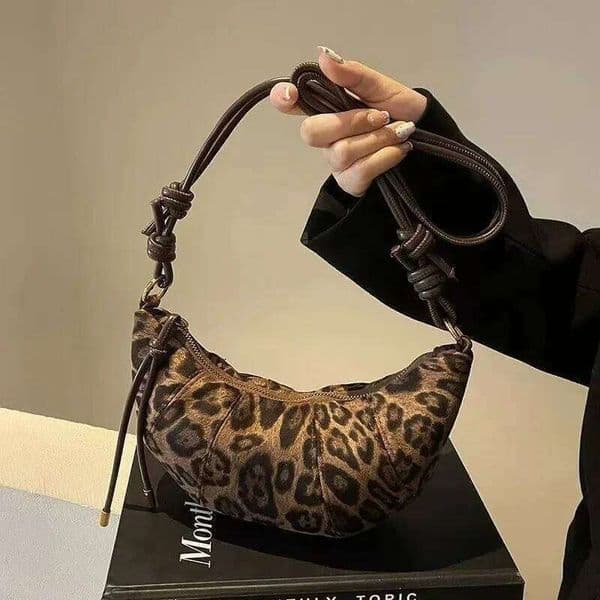 Autumn-Winter Trending Leopard Print Bag: Vintage Crushed Velvet Crossbody & Shoulder Horn Bag