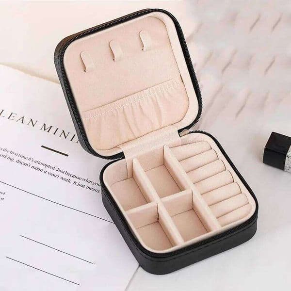 New Single Layer Jewelry for Women Ladies Travel Leather Necklace Storage Schmuck Organizer Earring Box SSH01 26W0131