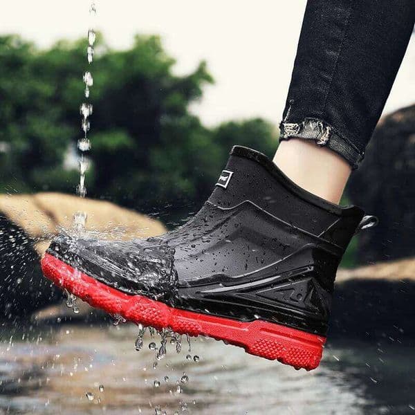 Rain Boots for Men, Summer Kitchen Chef Safety Anti-slip and Water-resistant Rubber Shoes, Water Shoes
