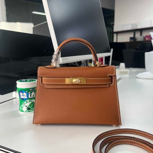A Designer Bag Mini Bag Shoulder Bag Handbags Women Classic Crossbody Bag Genuine Leather With Lock And Key High Quality Litchi Clutch Bag Gold Silver Metal