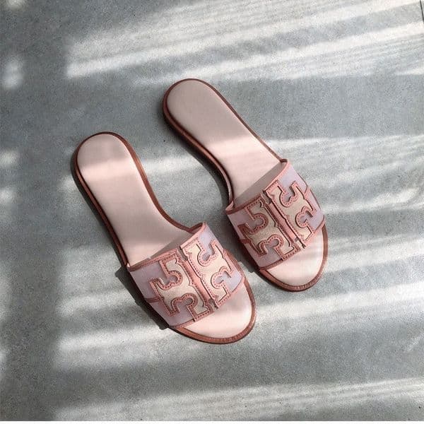 designer shoes fashion sandals flat Women's checkered sheepskin Sandal soft soled slippers Home Slippers leather buckle strap sandal Free shipping
