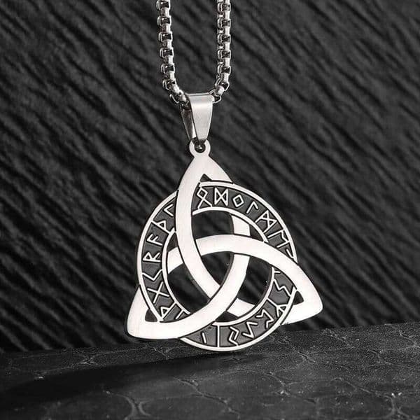 Stainless Steel Trinity Celtic Nordic Rune Pendant Necklace Retro Ethnic Style Irish Knot Lucky Amulet Jewelry for Men Y260302