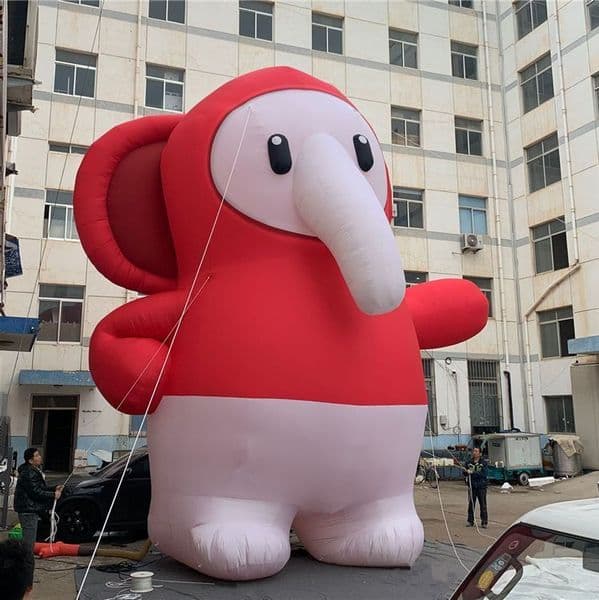 Lovely Inflatable Mascot Elephant With Strip and Blower For American Family Christmas Decoration