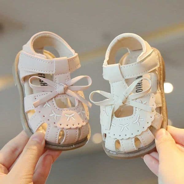 Summer Baby Girls Sandals Cut-Outs Lace Princess Shoes Children Sandals Anti Slip Soft Sole Toddler Kids Beach Shoes Size 15-25 X260303