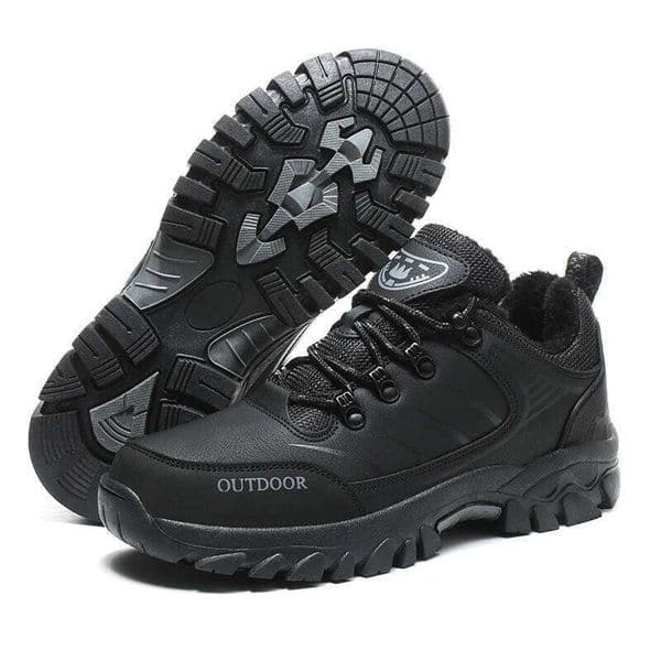 New Men's Warm Plush Inner Low cut Outdoor Mountaineering Shoes Anti slip Autumn and Winter