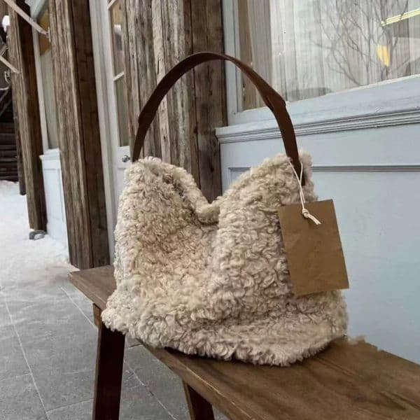 Women Bag Autumn Winter Fashion 2026 Lamb Wool Shoulder Bag Handbag Simple Office Women Bag Handbags Purses 260304